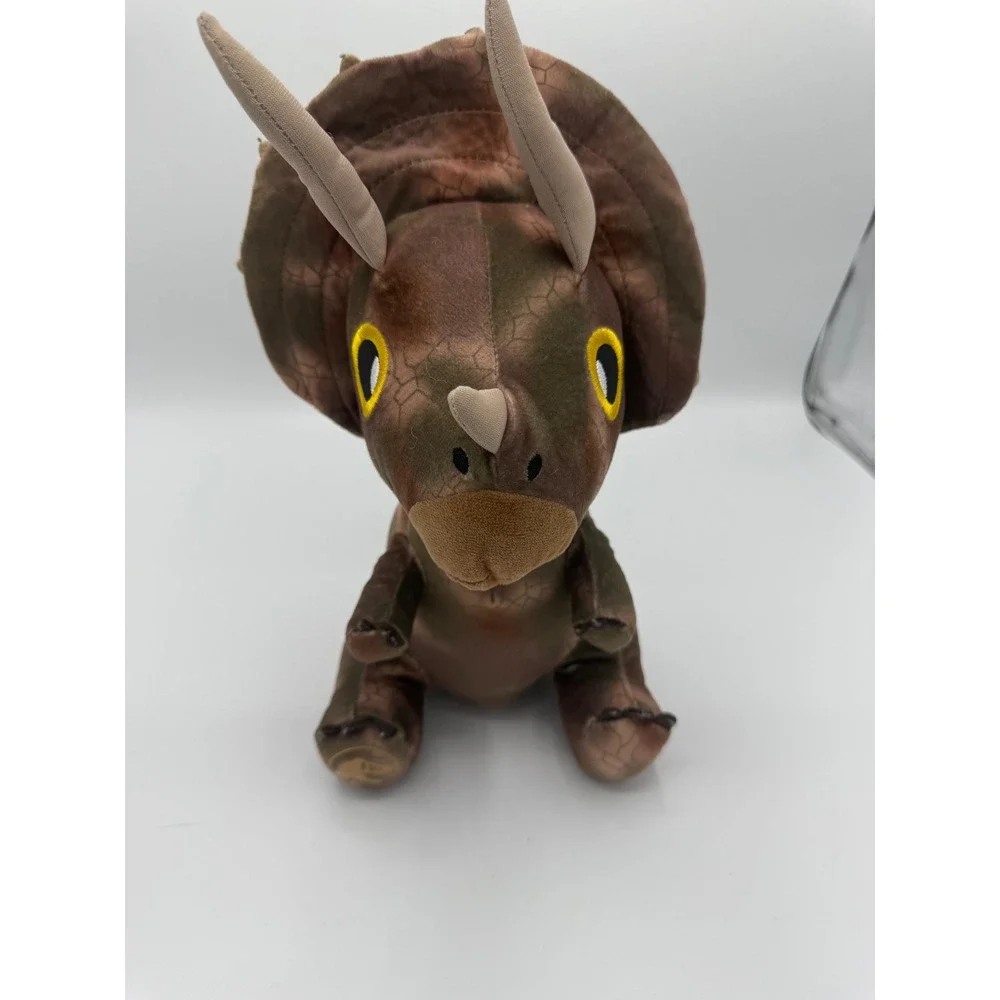 Kohls Cares Jurassic World Triceratops Plush Dinosaur Brown Green Camo 2022